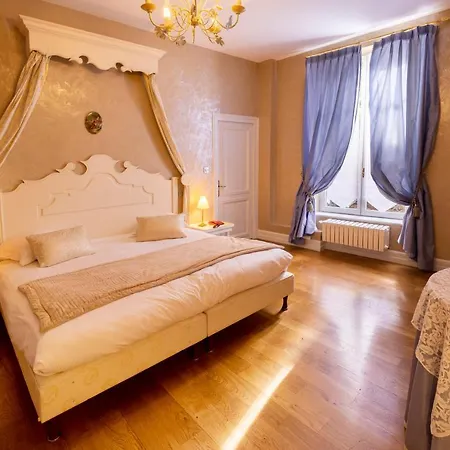 Le Grenier A Sel 4*