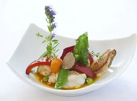 Le Grenier A Sel Отель 4*