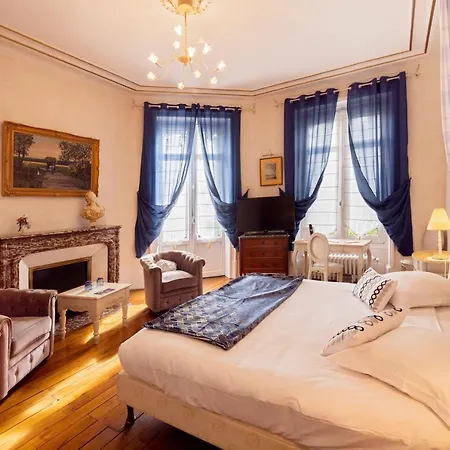 Le Grenier A Sel Hotel Montlucon